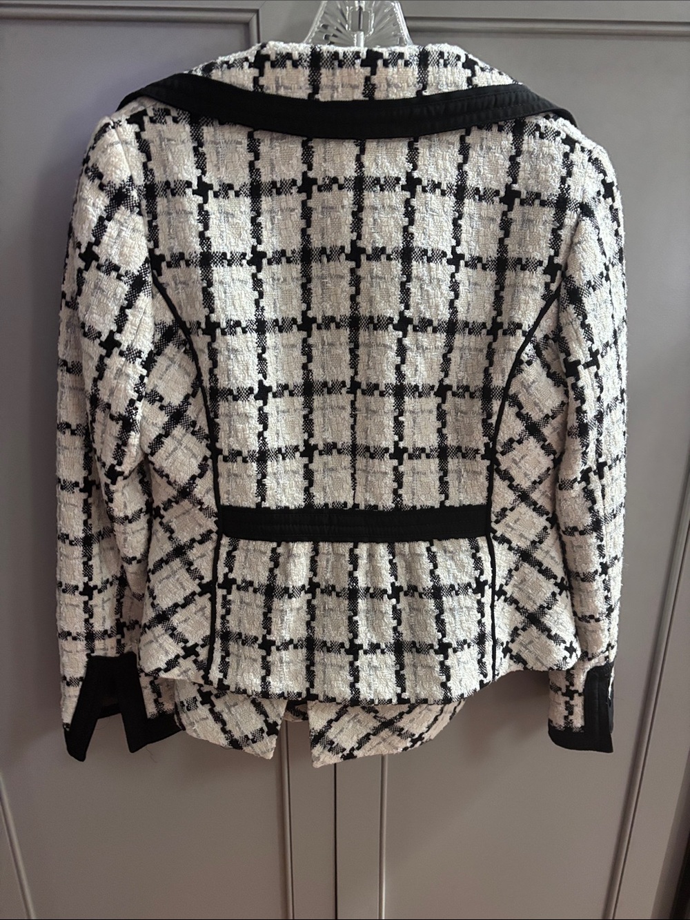 White House Black market Tweed Jacket & Skirt set sz 6 - Picture 6 of 8